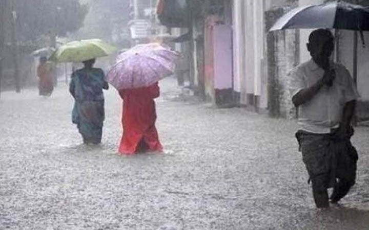 ঢাকাসহ ১৩ জেলায় বৃষ্টির আভাস, নদীবন্দরে সতর্কতা