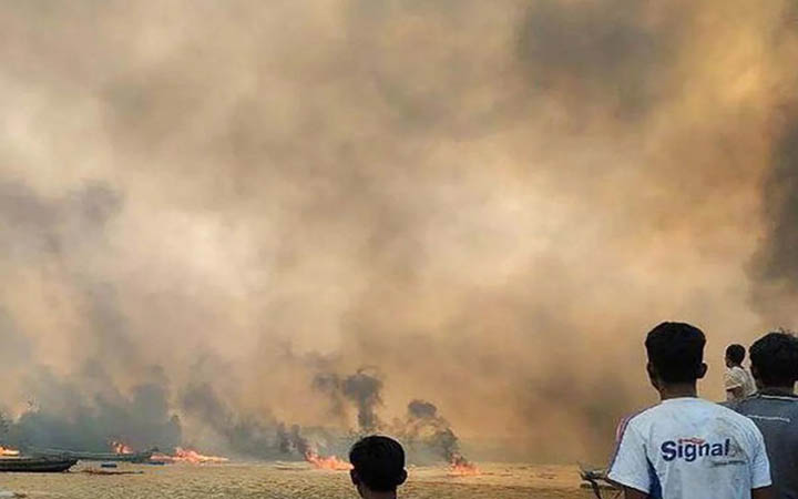 রাখাইনে জান্তার বিমান হামলায় শিশুসহ নিহত ২৮