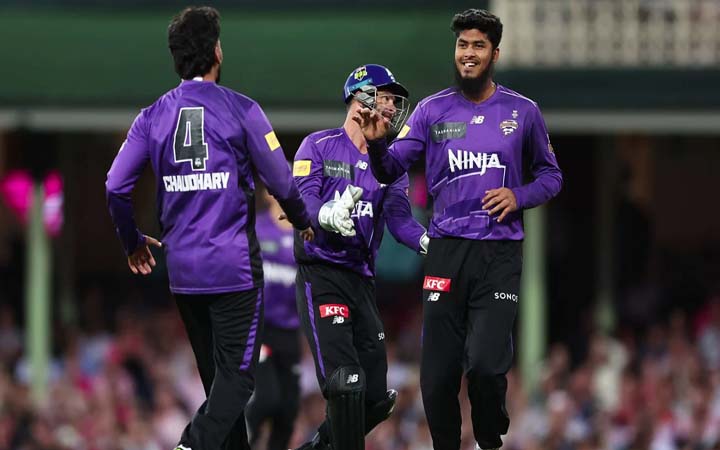 বর্ষসেরা ক্রিকেটারের স্বীকৃতি পেলেন রিশাদ