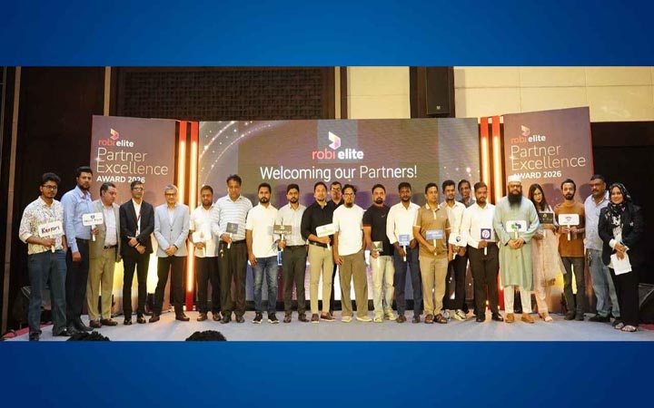 চট্টগ্রামে রবির এলিট পার্টনার নেটওয়ার্কে আরও ২১ প্রতিষ্ঠান