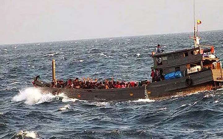 নৌকাডুবিতে ২৩ রোহিঙ্গার মৃত্যু, নিখোঁজ ৩০