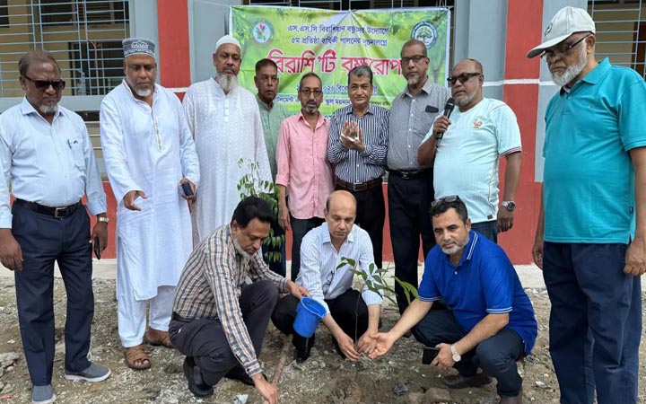 এসএসসি বিরাশিয়ান বন্ধুদের উদ্যোগে ৮২টি বৃক্ষরোপণ কর্মসূচির উদ্বোধন