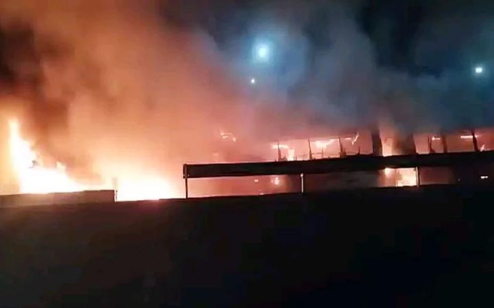 সাভারে সড়ক দুর্ঘটনায় পাঁচজন নিহত, আহত ১০