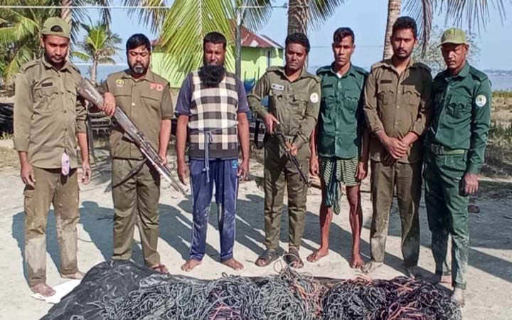 সুন্দরবন থেকে ২৫ কেজি হরিণের মাংস উদ্ধার