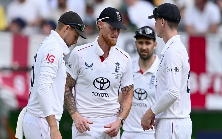 ‘বাজবলের অজুহাত আরেকবার শুনলে টিভিতে কিছু একটা ছুড়ে মারব আমি’