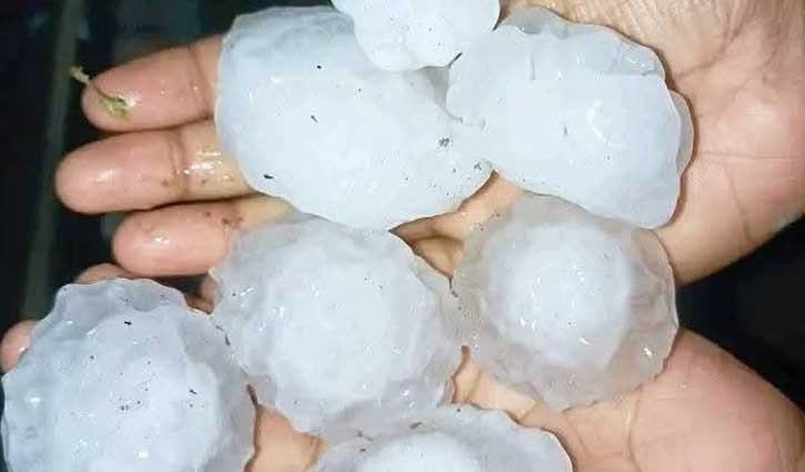 কুড়িগ্রামে হঠাৎ শিলাবৃষ্টি