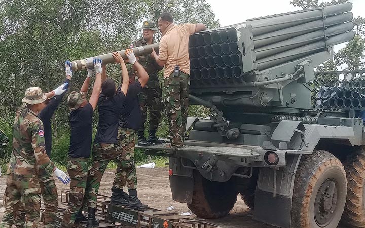 থাইল্যান্ডের হাসপাতালে রকেট হামলা কম্বোডিয়ার, নিহত অন্তত ১২