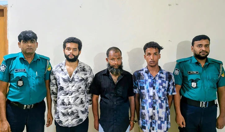 টঙ্গীতে হিন্দু বাড়িতে হামলায় তাঁতীদল নেতা গ্রেপ্তার