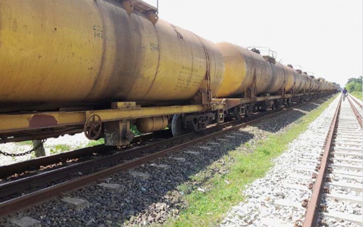 সিলেটে ৪ ঘণ্টা পর ট্রেন চলাচল স্বাভাবিক