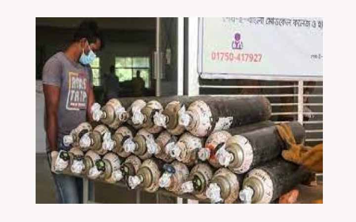 খুলনায় অক্সিজেন সিলিন্ডারের তীব্র সংকট