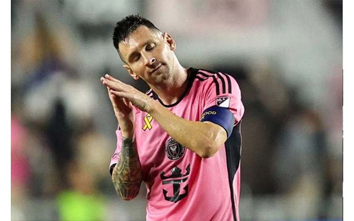 মেসির জোড়া গোলে নিউইয়র্ককে উড়িয়ে প্লে-অফ নিশ্চিত করল মায়ামি