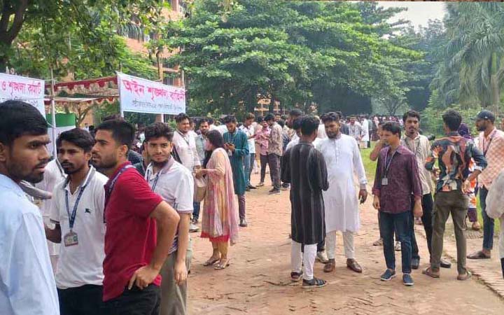 রাজনৈতিক রঙের বাইরে গকসু নির্বাচন