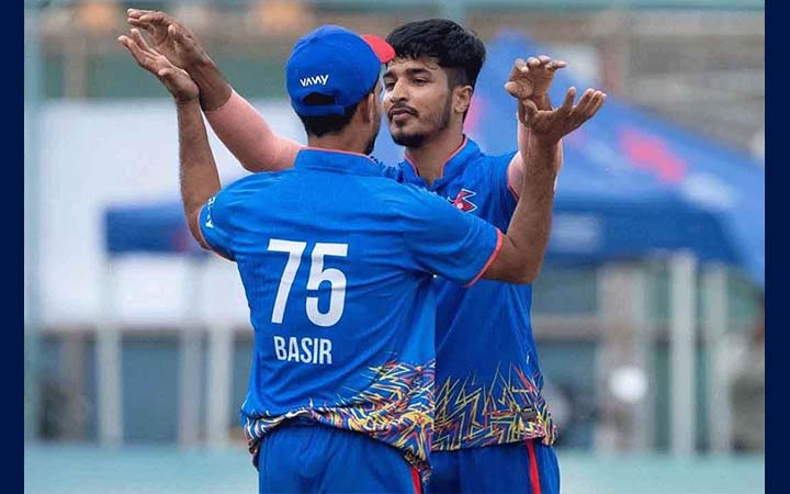 একদিনে হ্যাটট্রিক পরাজয়ের স্বাদ পেল ভারত