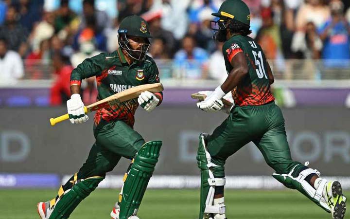 টস হেরে ব্যাটিংয়ে বাংলাদেশ, একাদশে দুই চমক