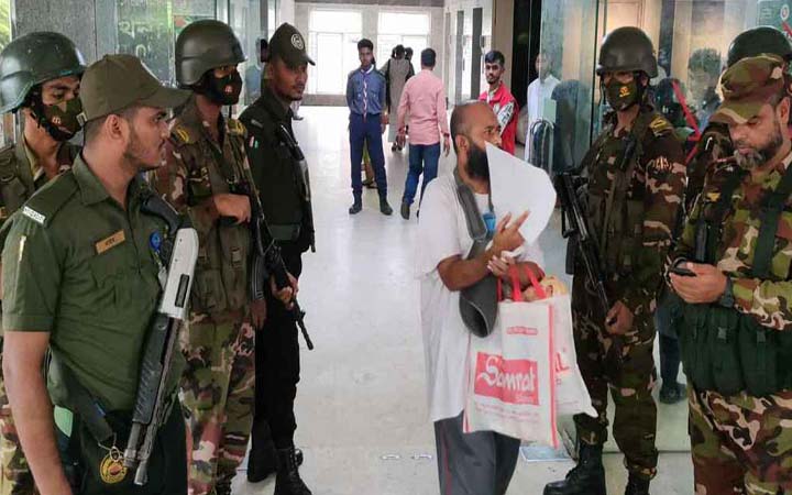 জাতীয় বার্ন ইনস্টিটিউটে কড়াকড়ি, নির্দিষ্ট পরিচয় ছাড়া মিলছে না প্রবেশাধিকার