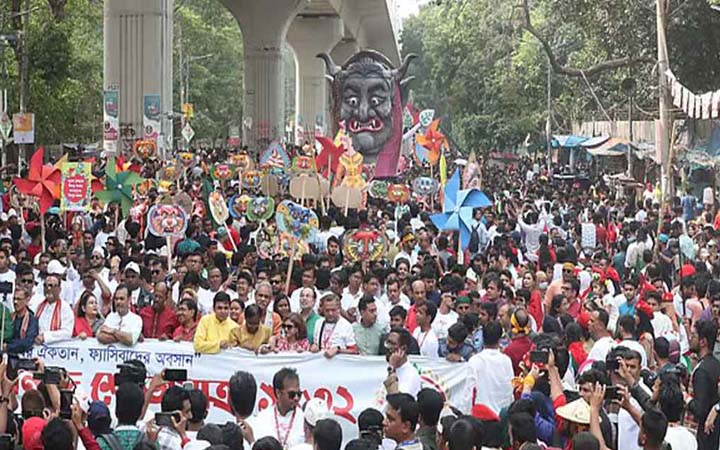 সবার সহযোগিতায় ষড়যন্ত্র মোকাবিলা করে বর্ষবরণ আয়োজন সফল: ঢাবি ভিসি