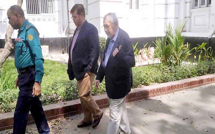 আন্তর্জাতিক অপরাধ ট্রাইব্যুনাল পরিদর্শনে সাবেক ২ মার্কিন রাষ্ট্রদূত