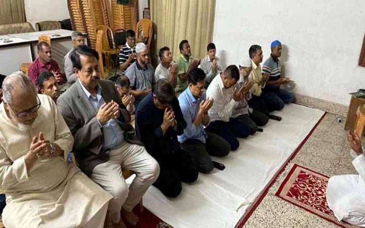 ইলস্টোনে হতাহতদের জন্য তারেক রহমানের পরিবারের দোয়া