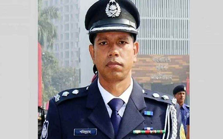 সাবেক যুগ্ম কমিশনার শহিদুল্লাহ ৫ দিনের রিমান্ডে
