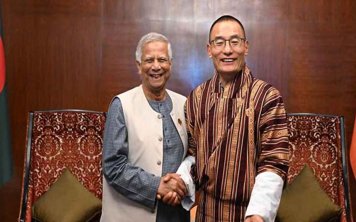প্রধান উপদেষ্টার সঙ্গে ভুটানের প্রধানমন্ত্রীর দ্বিপাক্ষিক বৈঠক