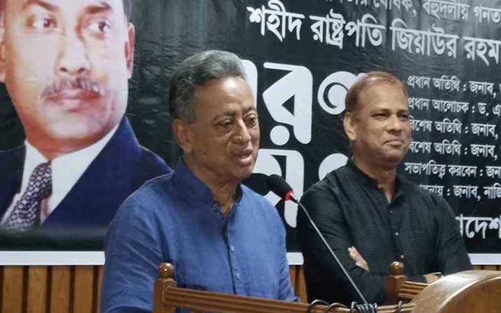 নির্বাচনের অপেক্ষায় আছি: আমীর খসরু