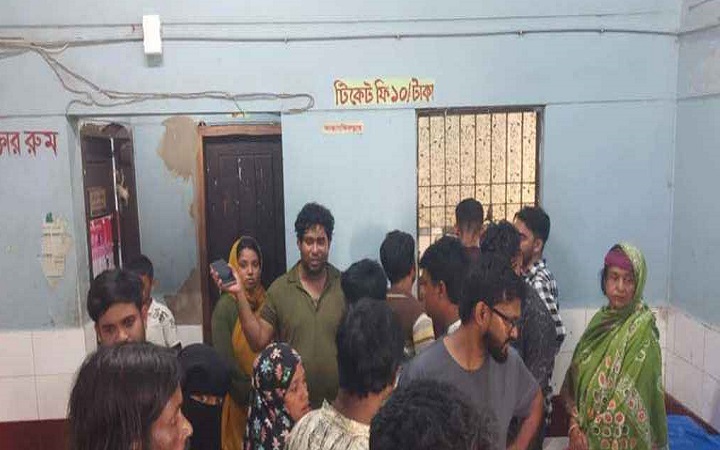 মাংস কাটতে গিয়ে ব্রাহ্মণবাড়িয়ায় শতাধিক আহত