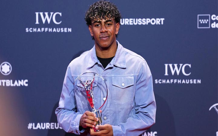 লরিয়াসে সেরা উদীয়মান ক্রীড়াবিদের পুরস্কার পেলেন ইয়ামাল