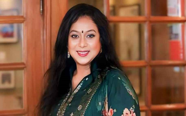 পড়ে গিয়ে আহত শাবনূর