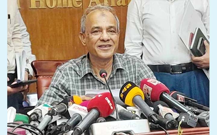 সরকার দায়িত্ব নেওয়ার পর দেশে জঙ্গি সমস্যা উত্থিত হয়নি: স্বরাষ্ট্র উপদেষ্টা