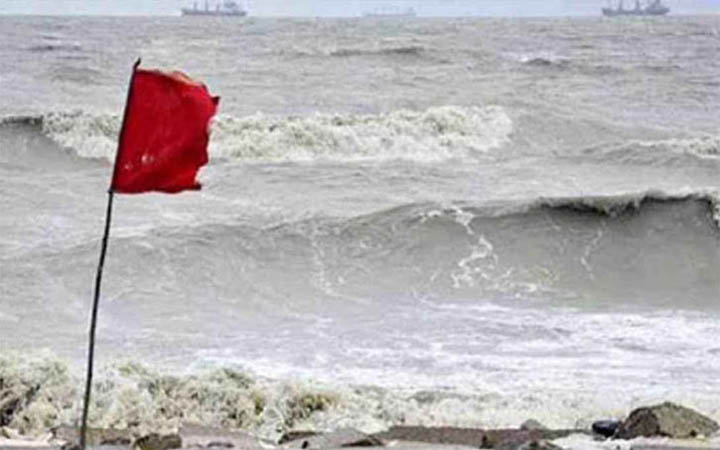 সাত অঞ্চলের নদীবন্দরে এক নম্বর সংকেত