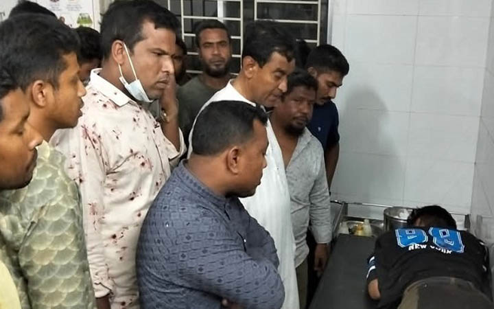 গাইবান্ধায় ট্রাকচাপায় প্রাণ গেলো মোটরসাইকেল আরোহীর