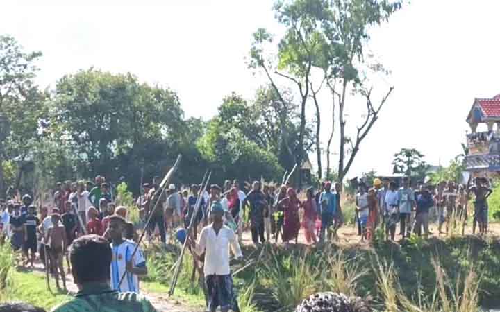 হালচাষের পাওনা টাকা চাওয়াকে কেন্দ্র করে সংঘর্ষ, আহত অন্তত ২৫