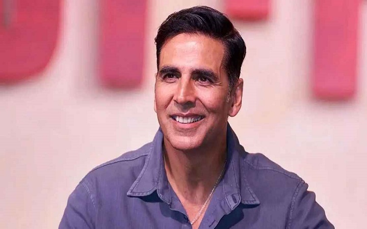 ময়লা পরিষ্কার করেও শান্তি নেই অক্ষয় কুমারের