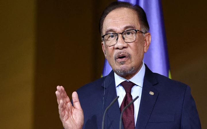 গাজাগামী নৌবহরে বাধা, ইসরায়েলের তীব্র নিন্দা মালয়েশিয়ার প্রধানমন্ত্রীর