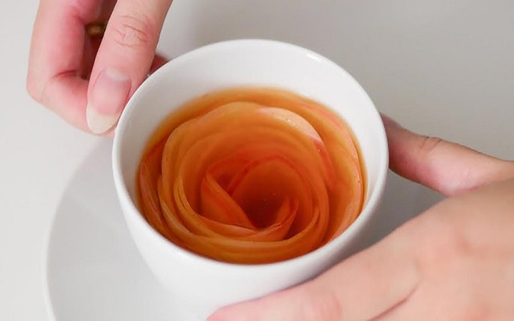 আপেল রোজ টি তৈরি করবেন যেভাবে