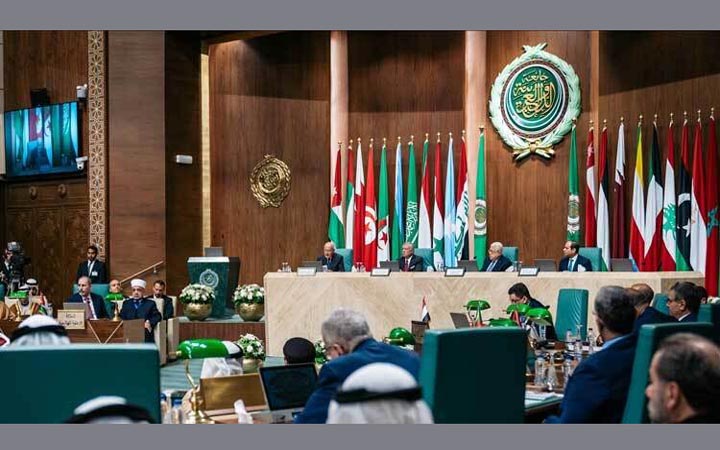 সিরিয়ায় ‘শান্তিপূর্ণ ক্ষমতা হস্তান্তরে’ সমর্থন দেবে ৮ আরব দেশ