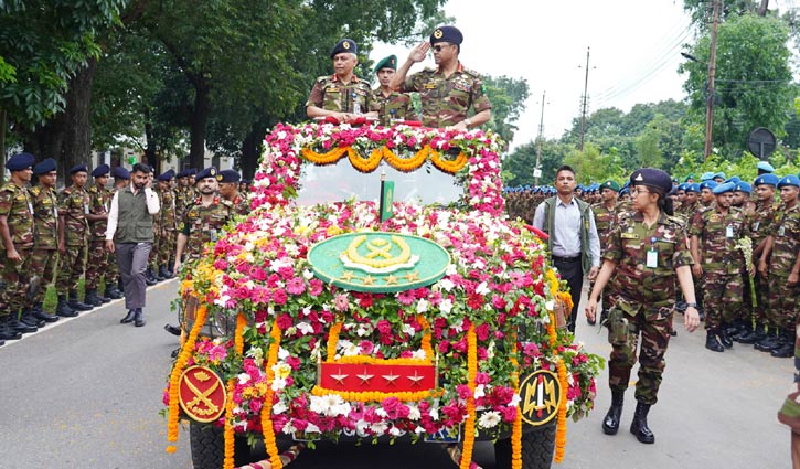 সেনাপ্রধানের বিদায়ী দরবার অনুষ্ঠিত