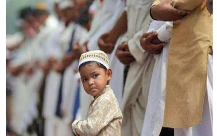 শিশুদের যে বয়সে নামাজ শেখাবেন