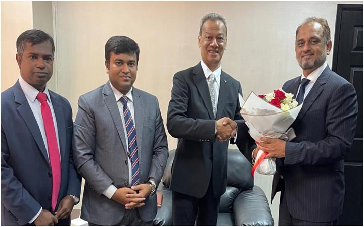 মরিশাসের শ্রম মন্ত্রীর সঙ্গে বাংলাদেশের হাই কমিশনারের সাক্ষাৎ