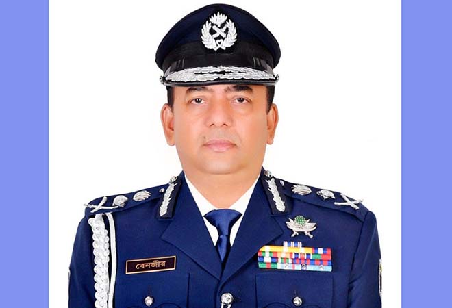 পুলিশে চাকরি নয় সেবা : আইজিপি