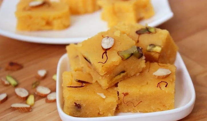 দুই ধাপে বানান বেসনের হালুয়া