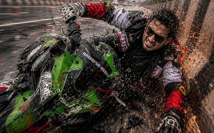 সড়ক দুর্ঘটনায় প্রাণ হারালেন জনপ্রিয় ইউটিউবার