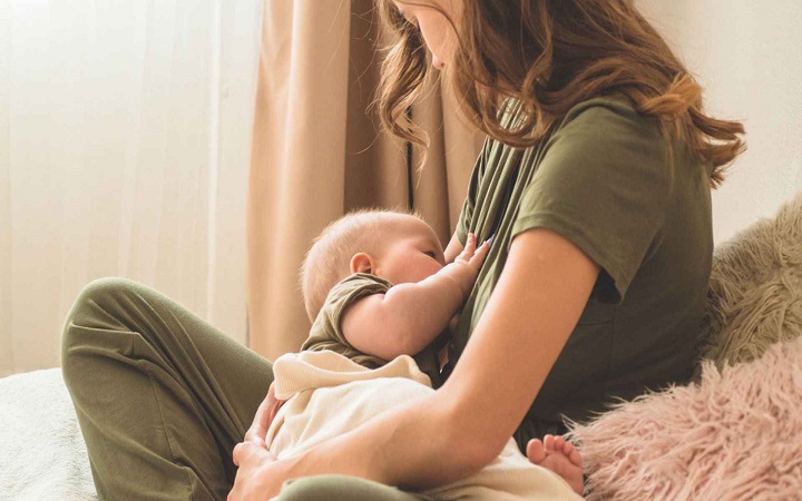 স্তন্যপান নিয়ে এসব ধারণা মোটেও ঠিক নয়