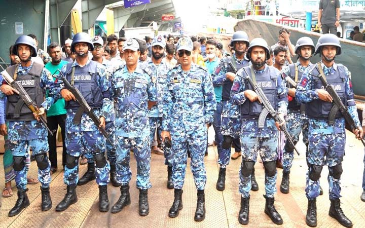 নৌপথে সার্বিক নিরাপত্তায় কাজ করছে কোস্টগার্ড