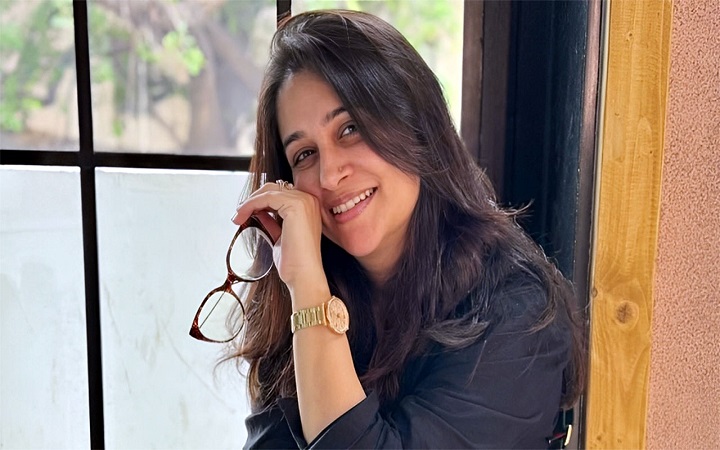 ক্যানসারে আক্রান্ত দীপিকা কাঁদছেন দুই বছরের সন্তানের জন্য