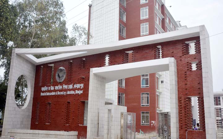 দিনাজপুর বোর্ডে নতুন করে পাস ৮৫, জিপিএ-৫ ৩৪ জন