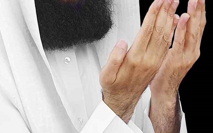 আল্লাহর যেসব গুণ উচ্চারণ করে দোয়া করবেন