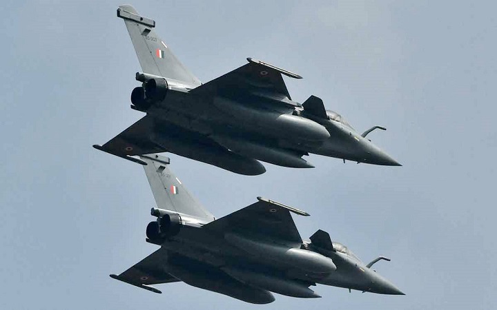 পাকিস্তান সীমান্তের কাছে সামরিক মহড়ার আয়োজন ভারতের