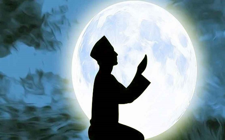 নিজেকে অসহায় মনে হলে পড়ুন নবীজির শেখানো বিশেষ দোয়া