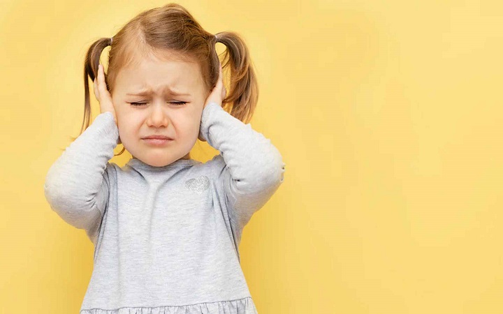 শীতে শিশুর কানে ব্যথা, কমাতে করণীয়